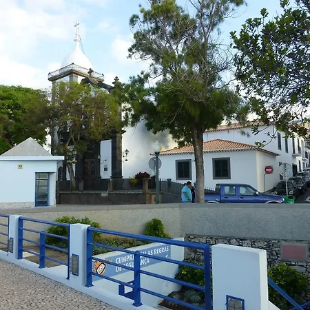 Shearwaternest Al Apartment *